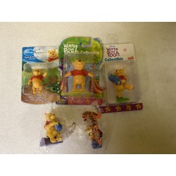 Pooh & Tigger Figurines /...
